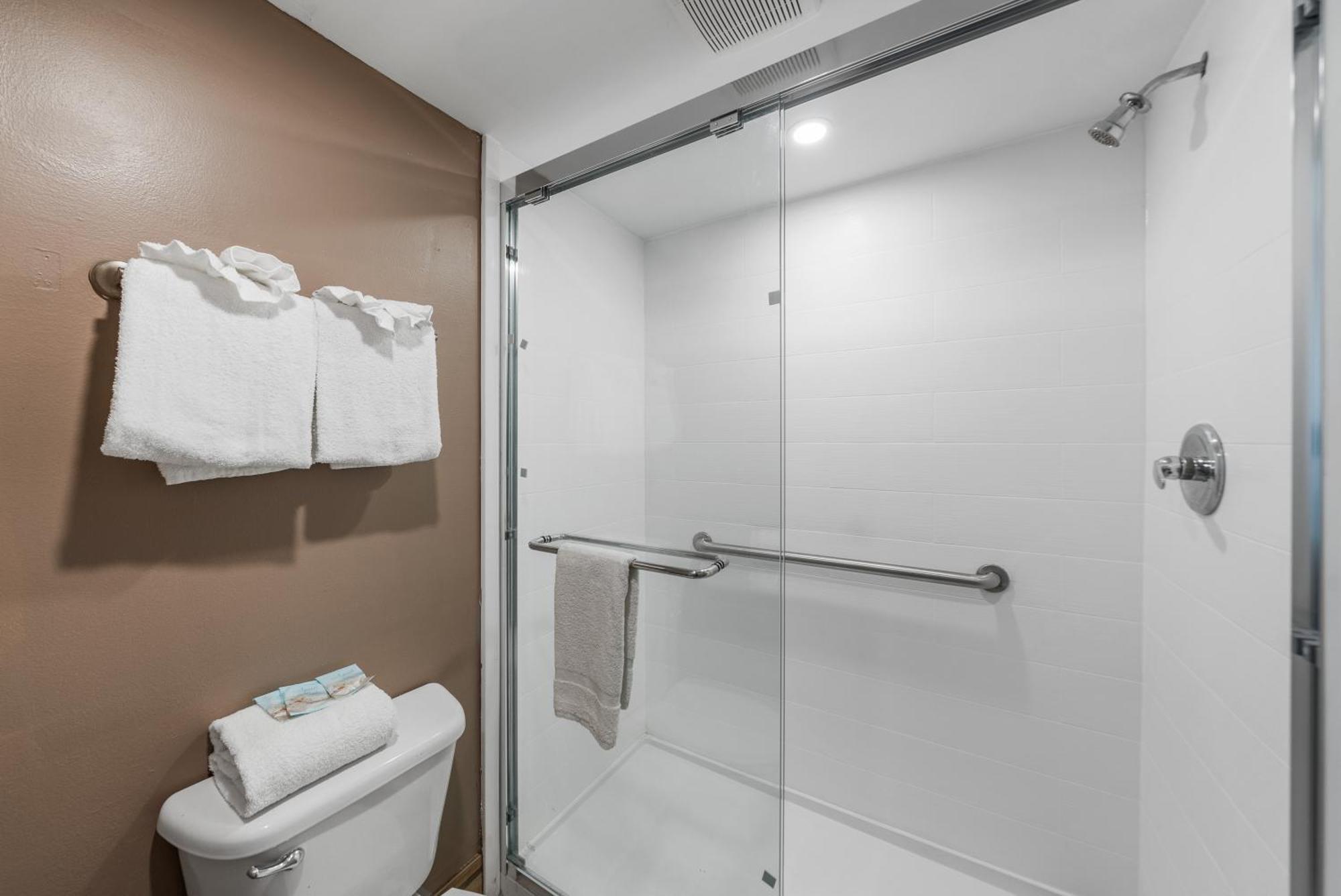 Executive Inn - Panama City Beach Upper Grand Lagoon Buitenkant foto