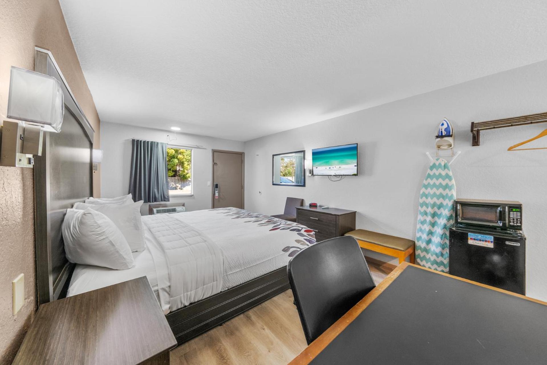 Executive Inn - Panama City Beach Upper Grand Lagoon Buitenkant foto
