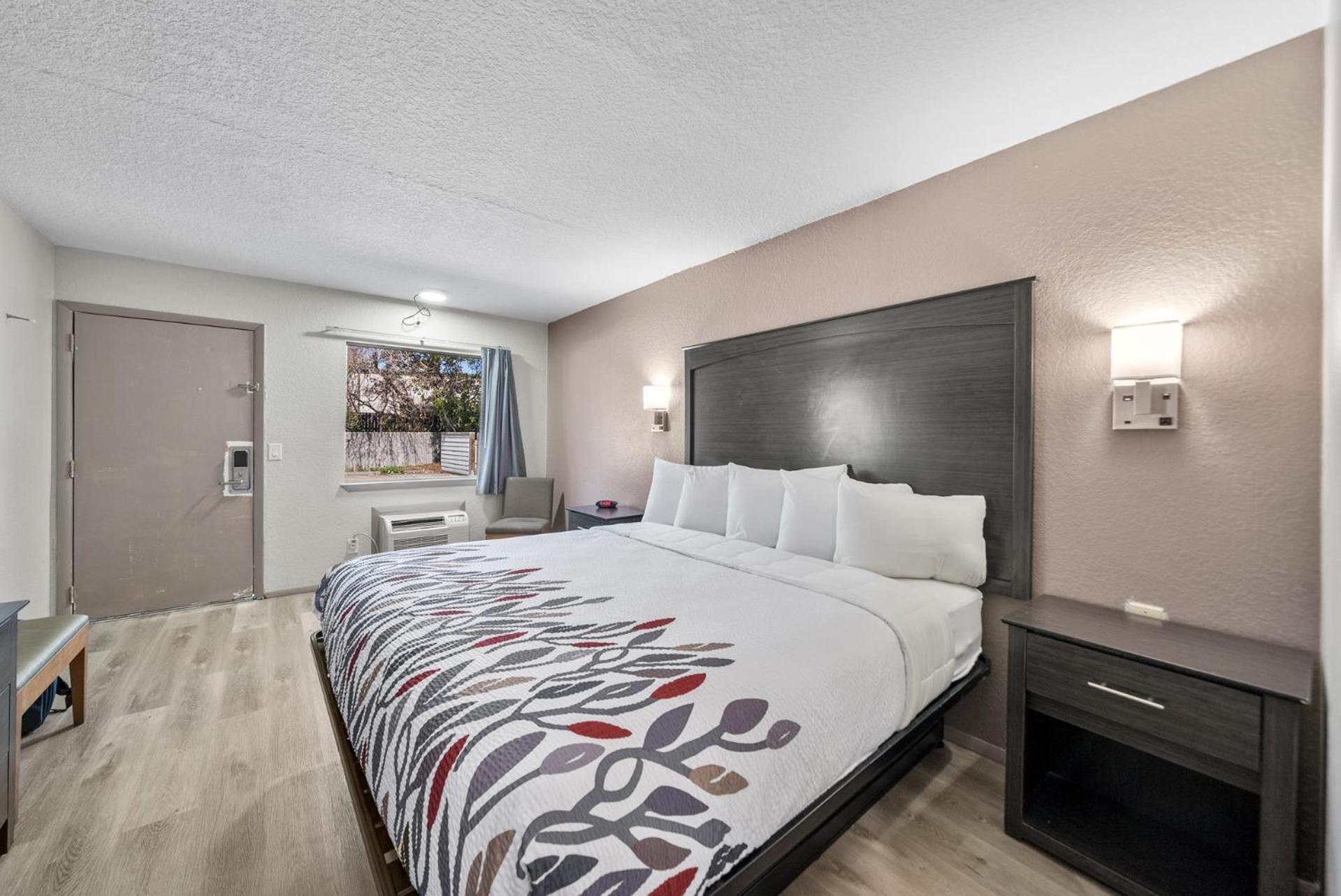 Executive Inn - Panama City Beach Upper Grand Lagoon Buitenkant foto