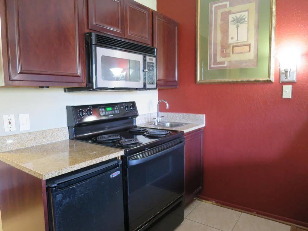 Executive Inn - Panama City Beach Upper Grand Lagoon Buitenkant foto