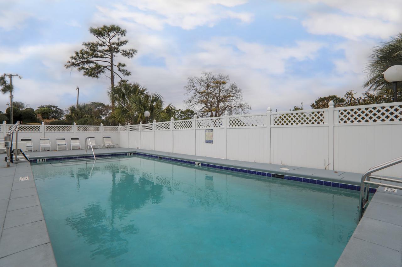 Executive Inn - Panama City Beach Upper Grand Lagoon Buitenkant foto