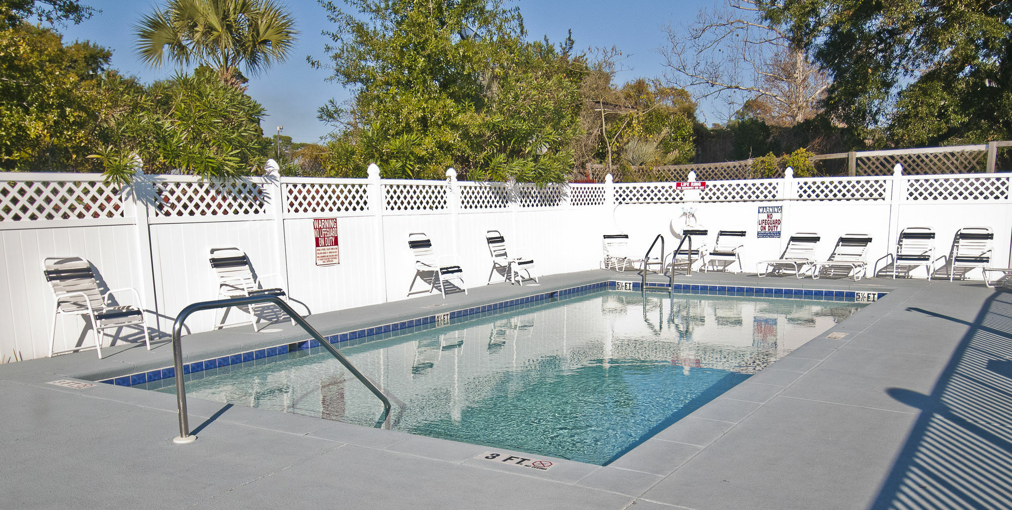 Executive Inn - Panama City Beach Upper Grand Lagoon Buitenkant foto